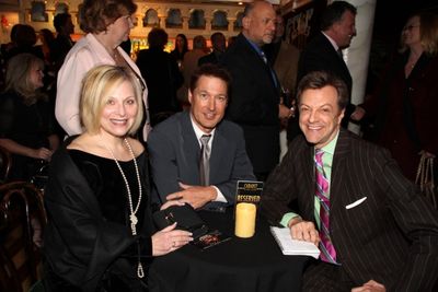 Roslyn Kind and guest with Jim Caruso Photo