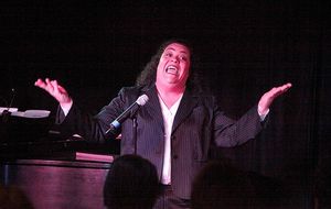 Victoria Oscar Photo