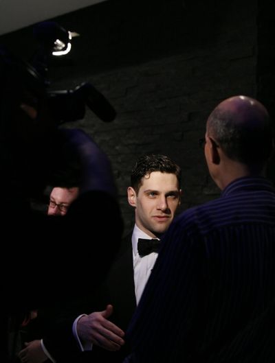 Justin Bartha Photo