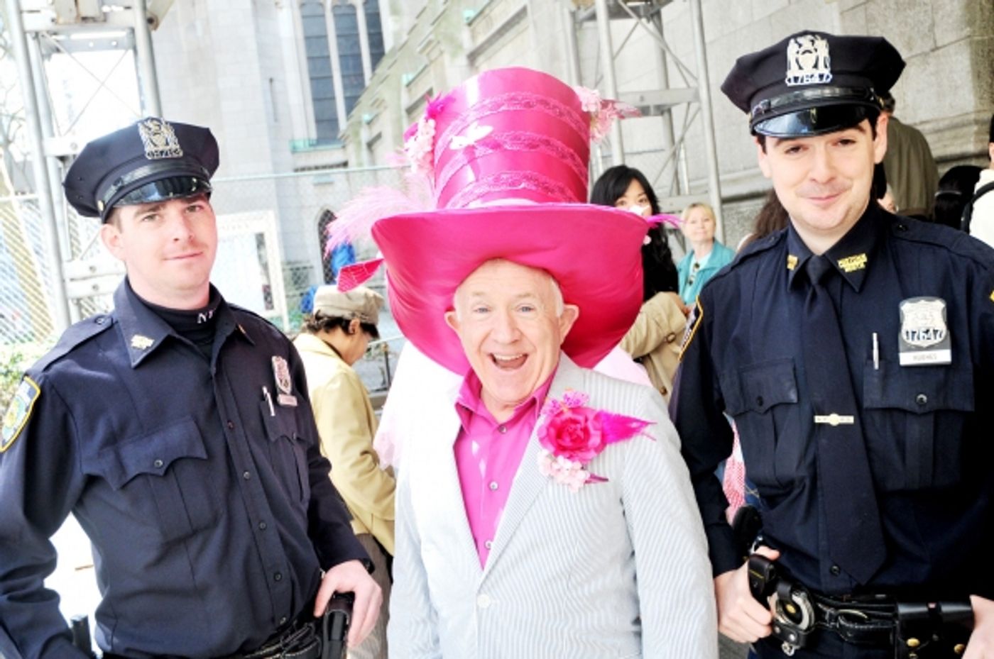 Photo Flash: Leslie Jordan Spends A Big Day In NYC  Image