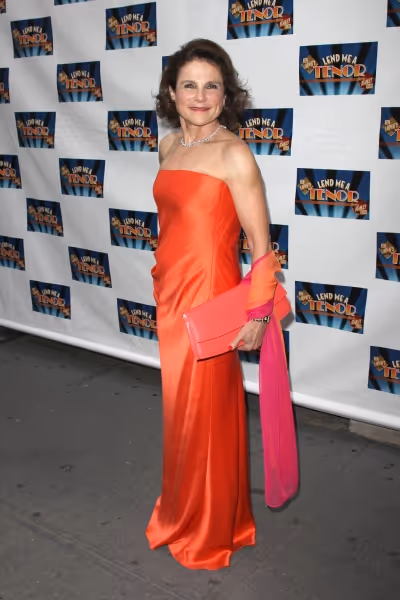 Tovah Feldshuh Photo