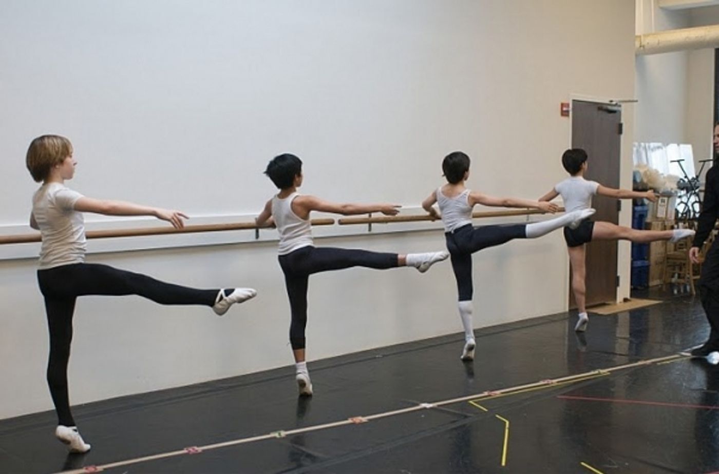 Photo Flash: BILLY ELLIOT in Chicago  Image