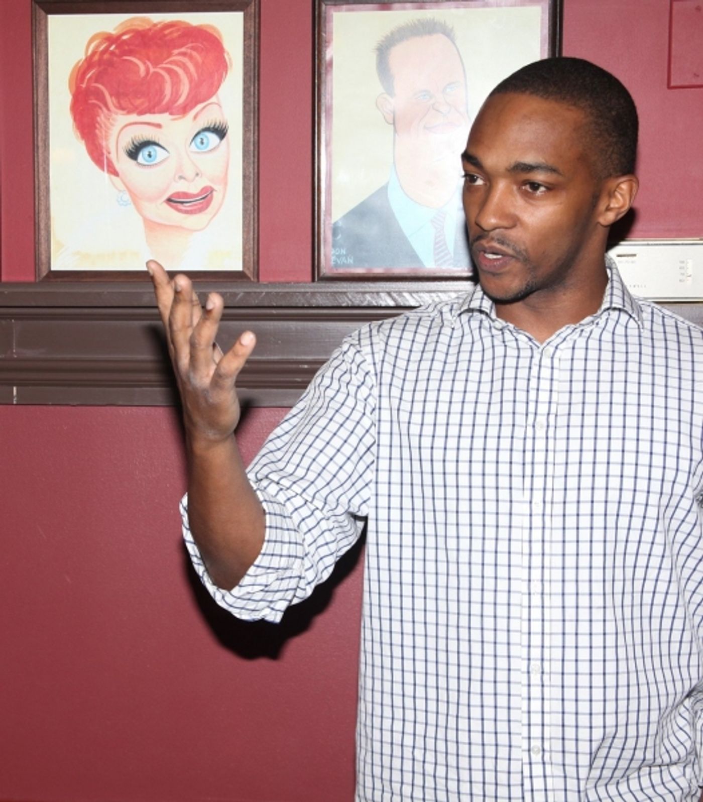 Photo Coverage: Sardi's Honors Christopher Walken with Portrait  Image