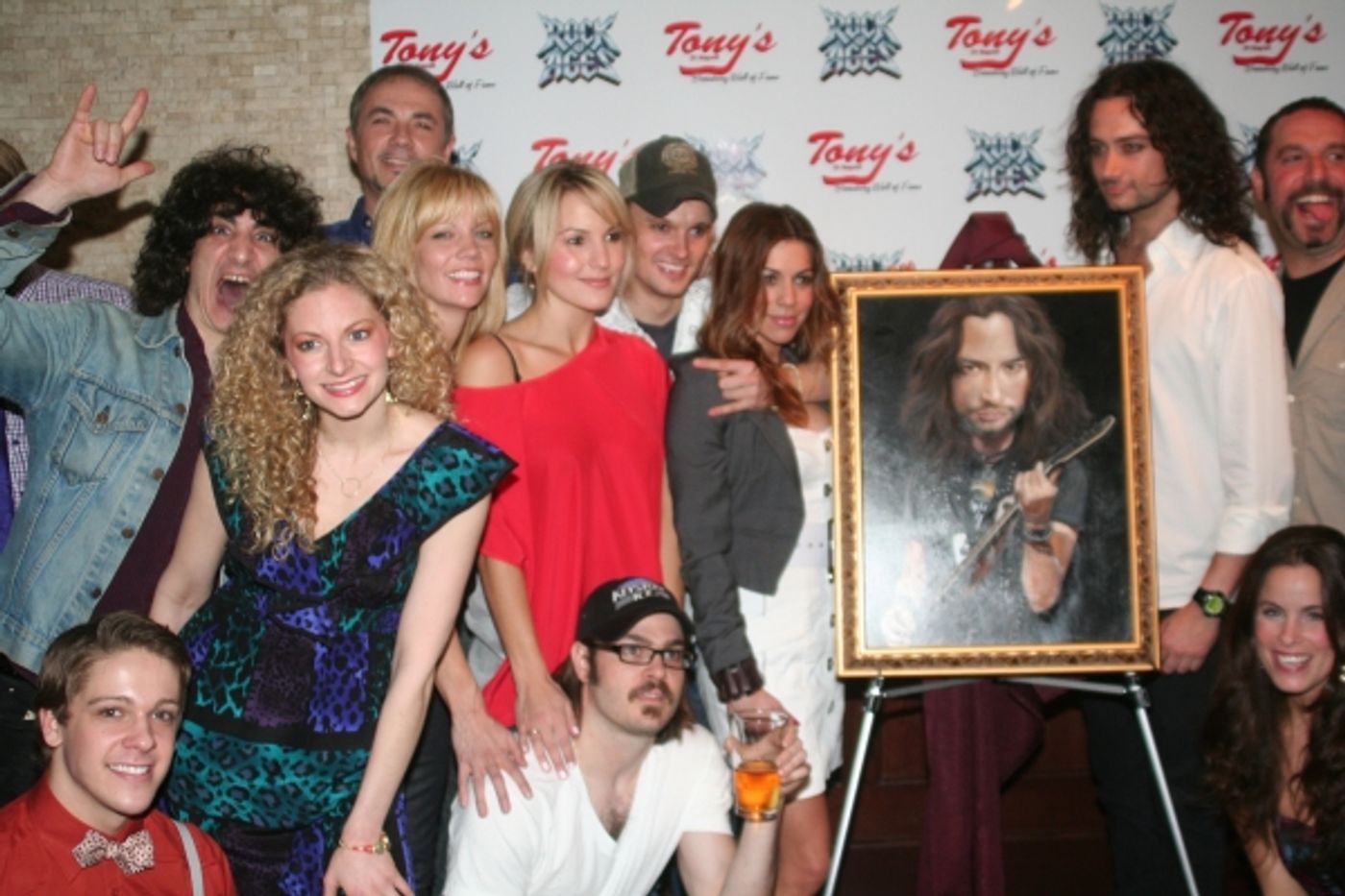Photo Coverage: Stars Celebrate ROCK OF AGES Anniversary & Constantine Maroulis Portrait at Tony di Napoli's!  Image