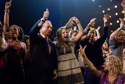 Mayor Michael Bloomberg, Vanessa Ray and Emma Zaks Photo