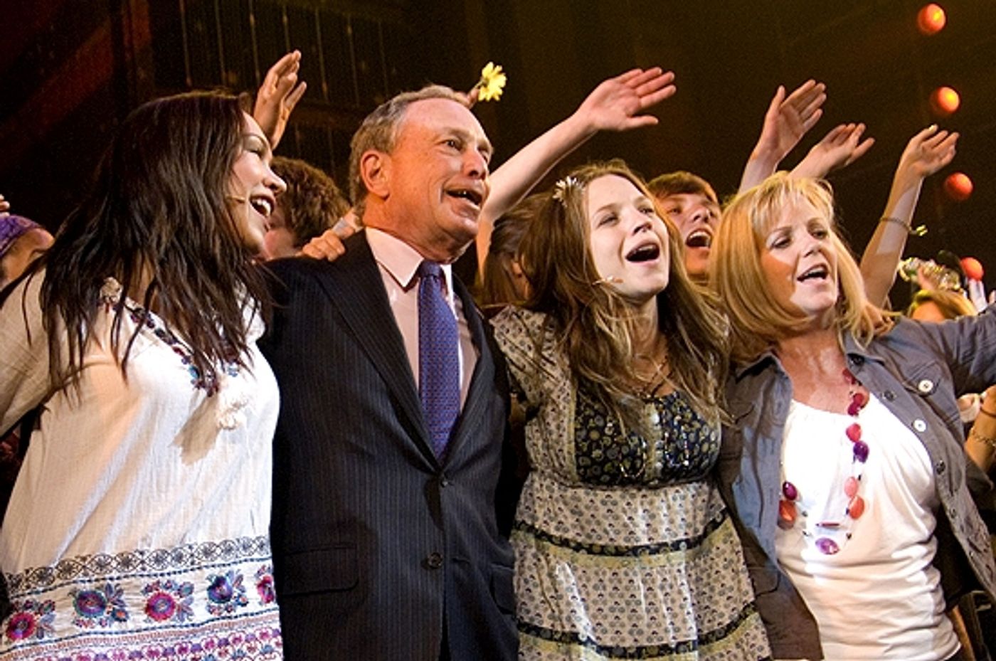 Photo Coverage: Mayor Bloomberg Takes in HAIR  Image