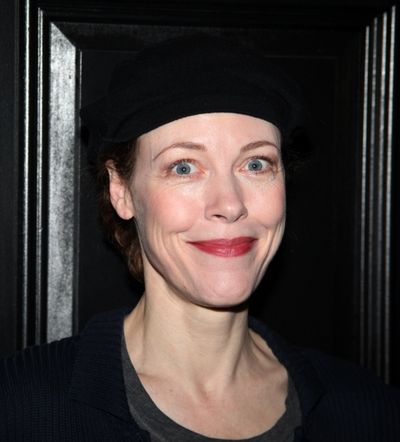 Veanne Cox Photo