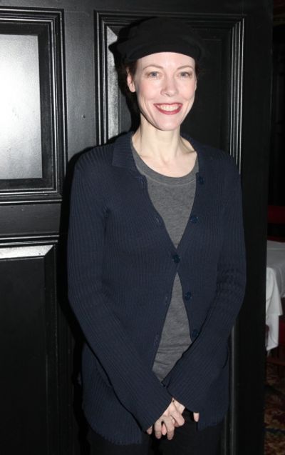 Veanne Cox Photo