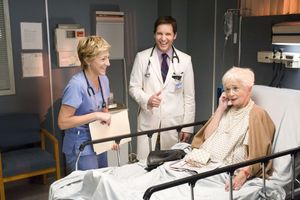 Edie Falco, Peter Facinelli and Barbara Barrie Photo