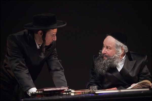 Photo Flash: Portland Center Stage's THE CHOSEN — photo 1 of 6