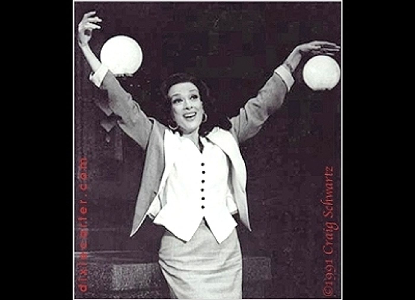 Photo Flash: Dixie Carter on Stage; Passes Away at 70  Image