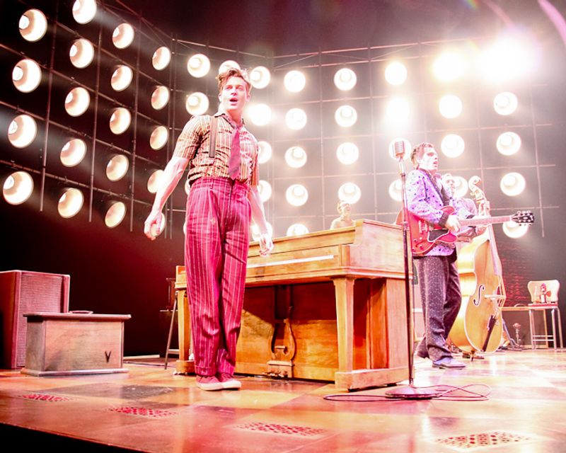 Photo Coverage: MILLION DOLLAR QUARTET Opens on Broadway — photo 2 of 44