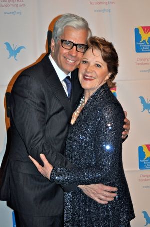 Steve Bakunas and Linda Lavin Photo