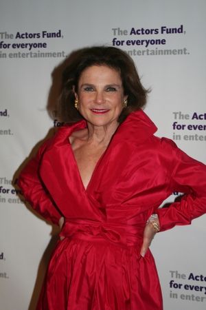 Tovah Feldshuh Photo