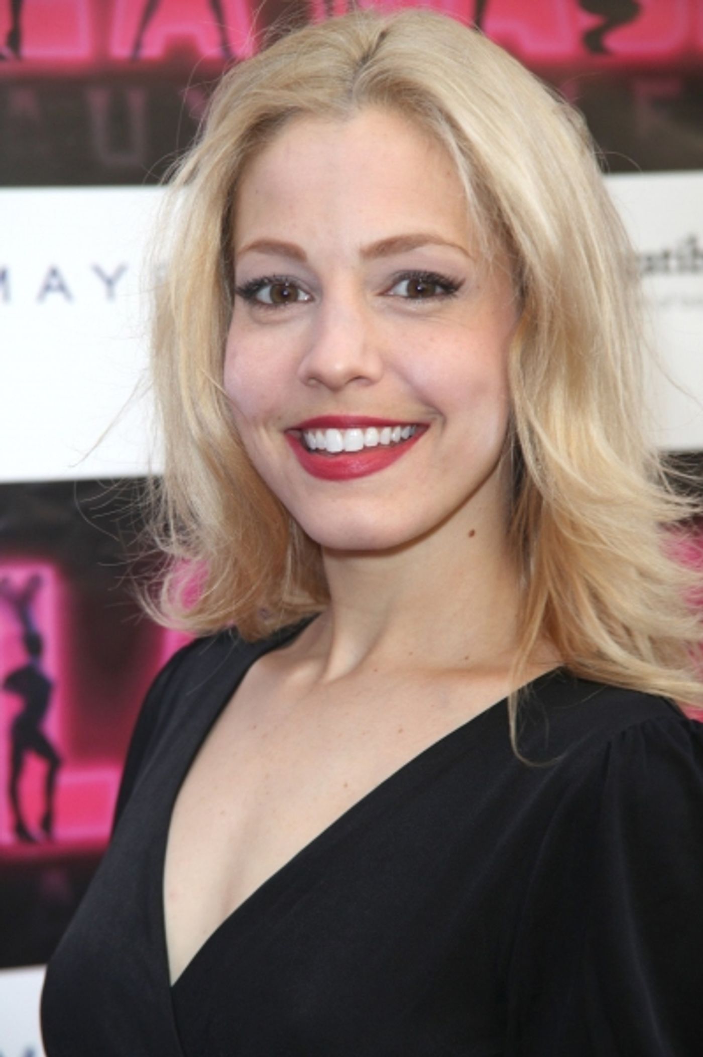 Photo Coverage: LA CAGE AUX FOLLES Opening Night Red Carpet!  Image