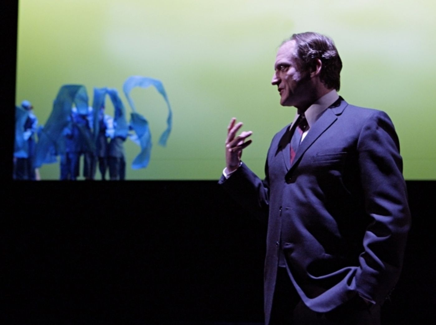 Photo Flash: Guthrie Presents M. BUTTERFLY  Image