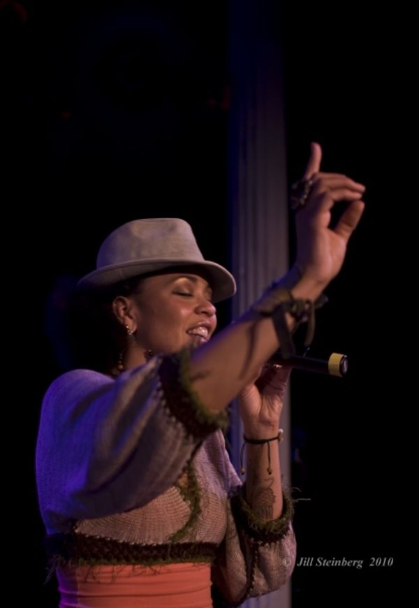 Maya Azucena Photo