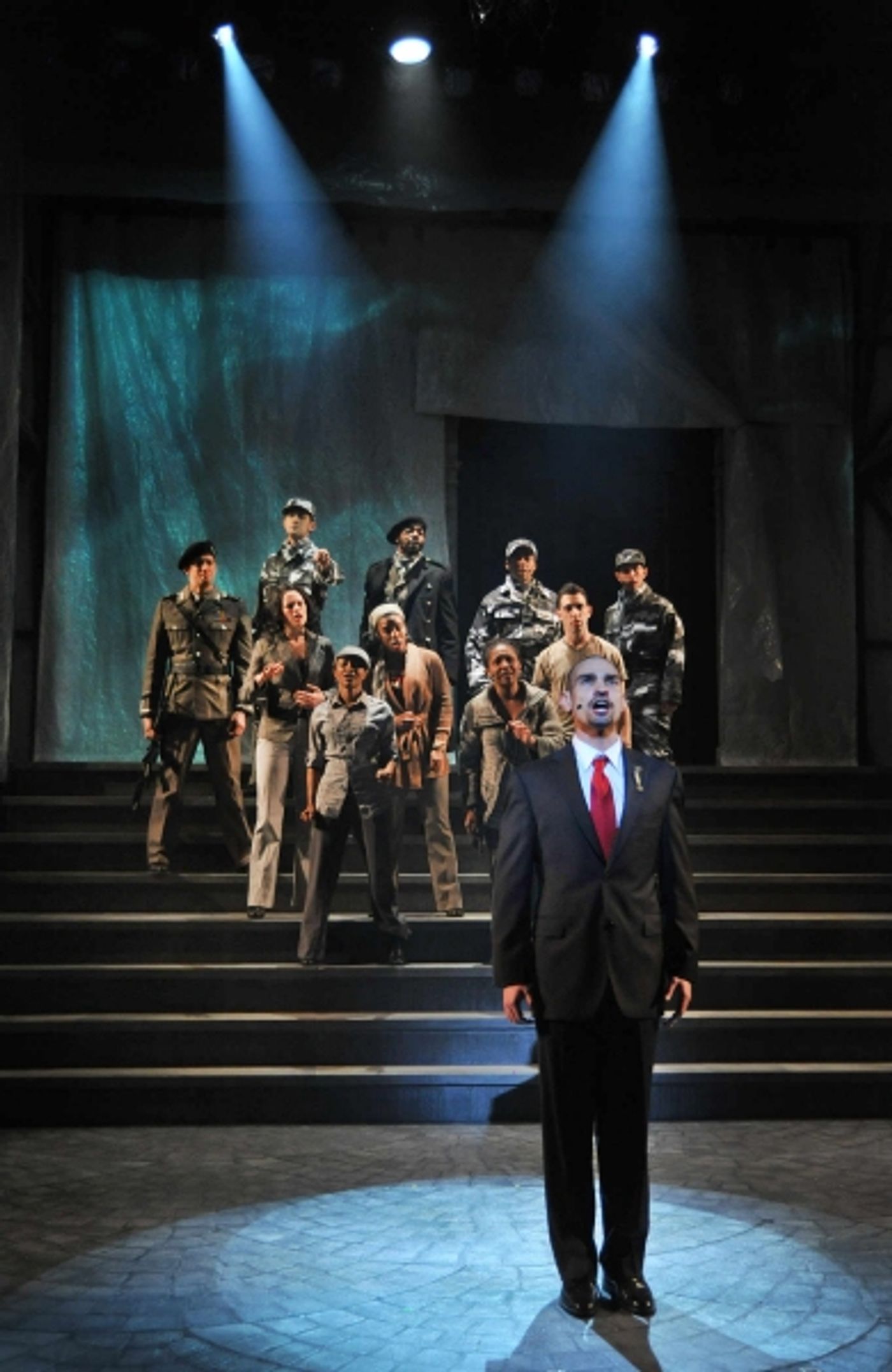 Photo Flash: Sax, Munoz, Hanlon & More In VENICE At KC Rep  Image