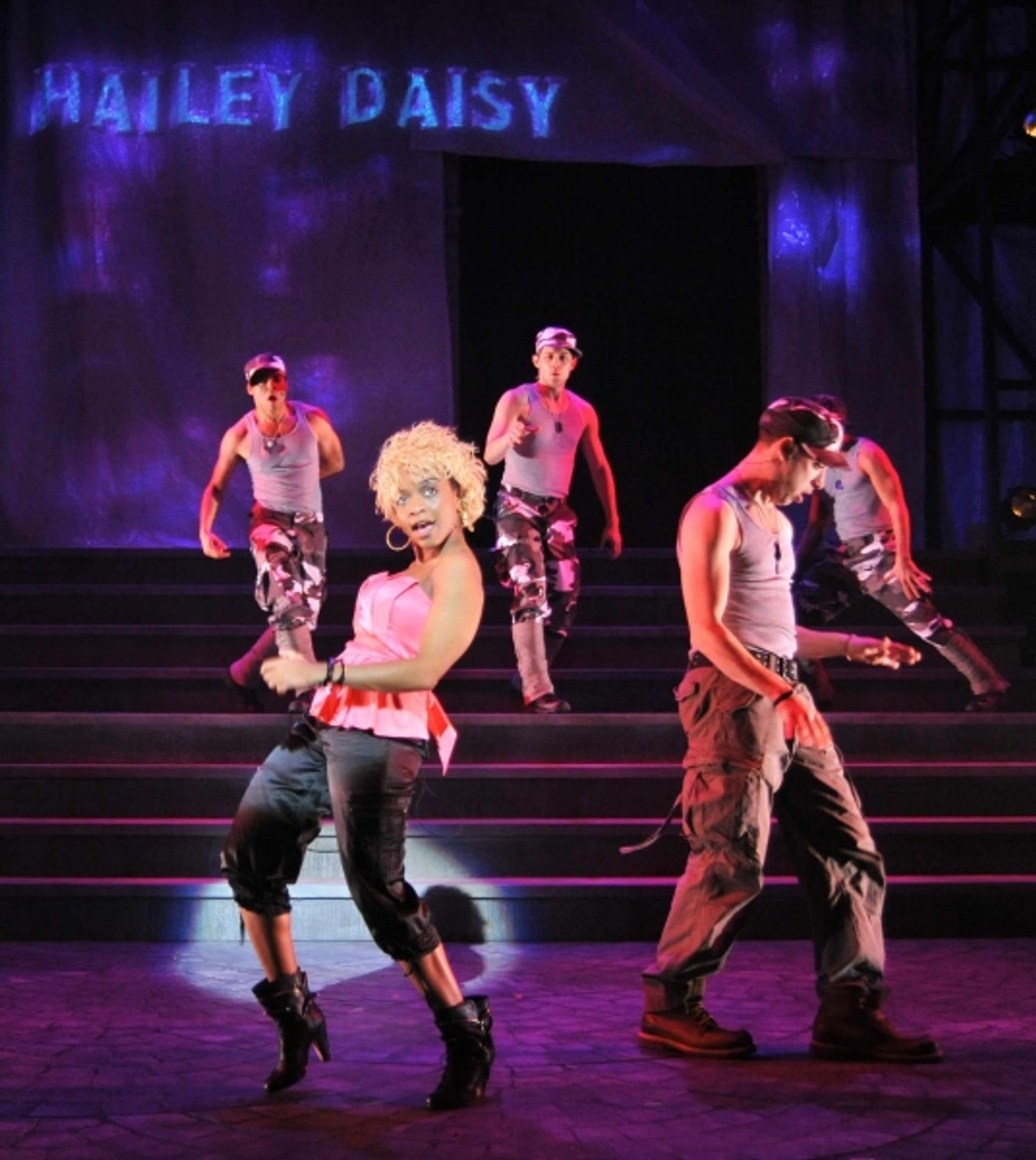 Photo Flash: Sax, Munoz, Hanlon & More In VENICE At KC Rep  Image