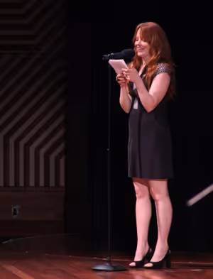 Lauren Ambrose Photo