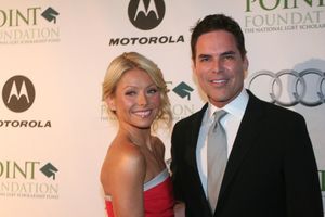 Kelly Ripa and Jorge Valencia @ BroadwayWorld Kelly Ripa and Jorge Valencia Photo