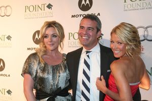 Jane Krakowski, Andy Cohen and Kelly Ripa @ BroadwayWorld Jane Krakowski, Andy Cohen and Kelly Ripa Photo