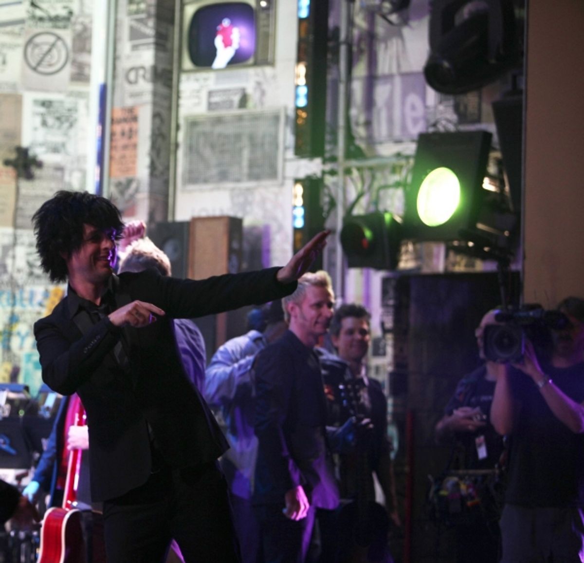 Billie Joe Armstrong and Mike Dirnt at 