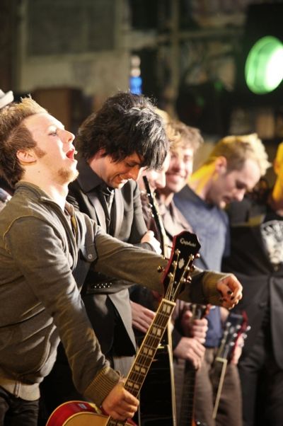 Billie Joe Armstrong and AMERICAN IDIOT Company Photo