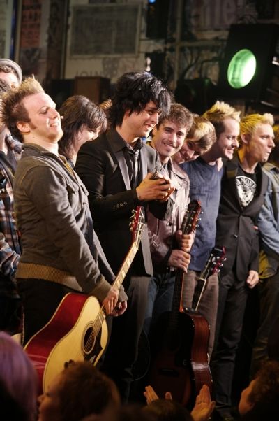 Billie Joe Armstrong and AMERICAN IDIOT Company Photo