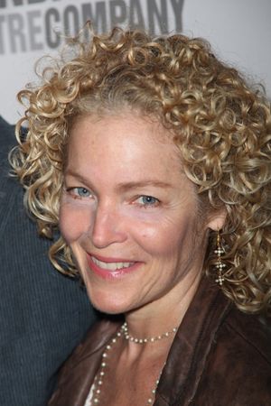 Amy Irving
 Photo