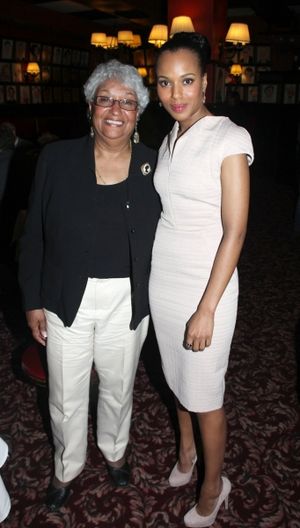 Kerry Washington and Mom Photo