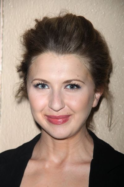 Nina Arianda Photo