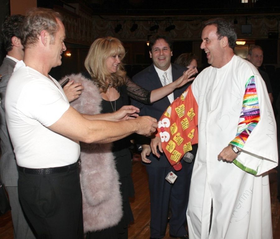 Photo Coverage: LA CAGE AUX FOLLES Gypsy Robe Ceremony! Image