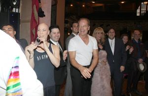 Dale Hensley (Gypsy Winner- La Cage) with Christophe Caballero, Jim Byk, Kelsey Grammer, Sonia Friedman, David Babani, Terry Johnson @ BroadwayWorld Dale Hensley (Gypsy Winner- La Cage) with Christophe Caballero, Jim Byk, Kelsey Gramm Photo
