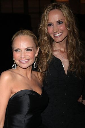 Kristin Chenoweth & Chely Wright Photo