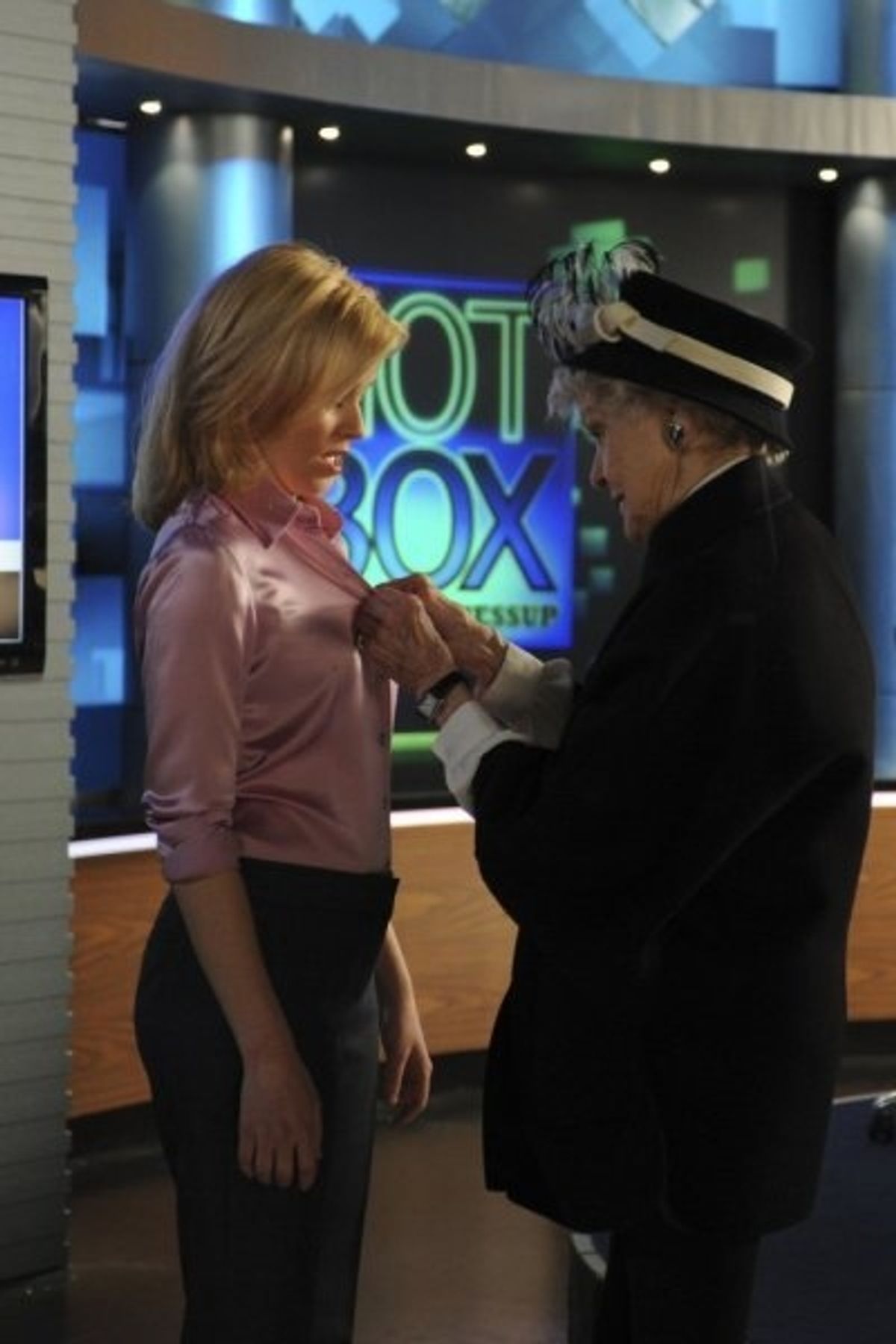 Elizabeth Banks as Avery Jessup, Elaine Stritch as Colleen Donaghy
 at 