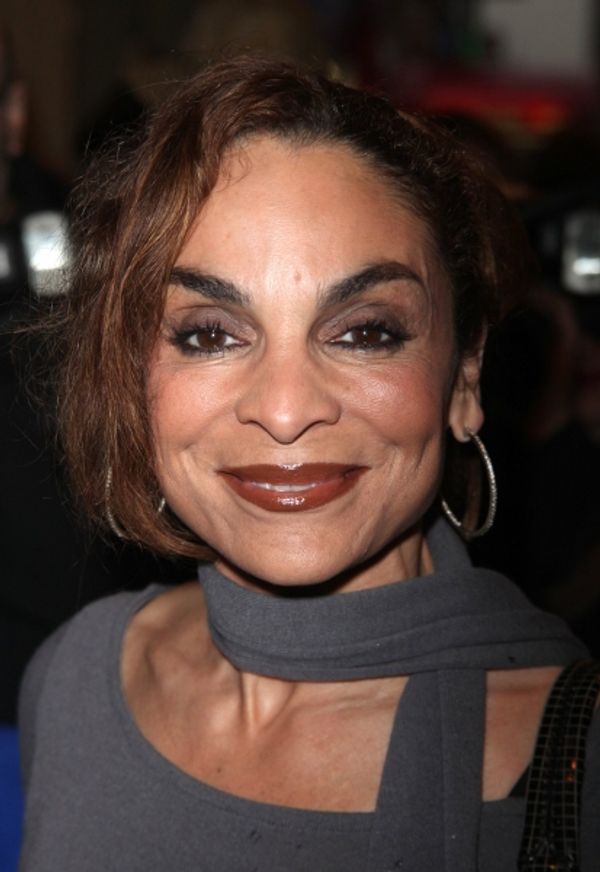 Jasmine Guy Photo