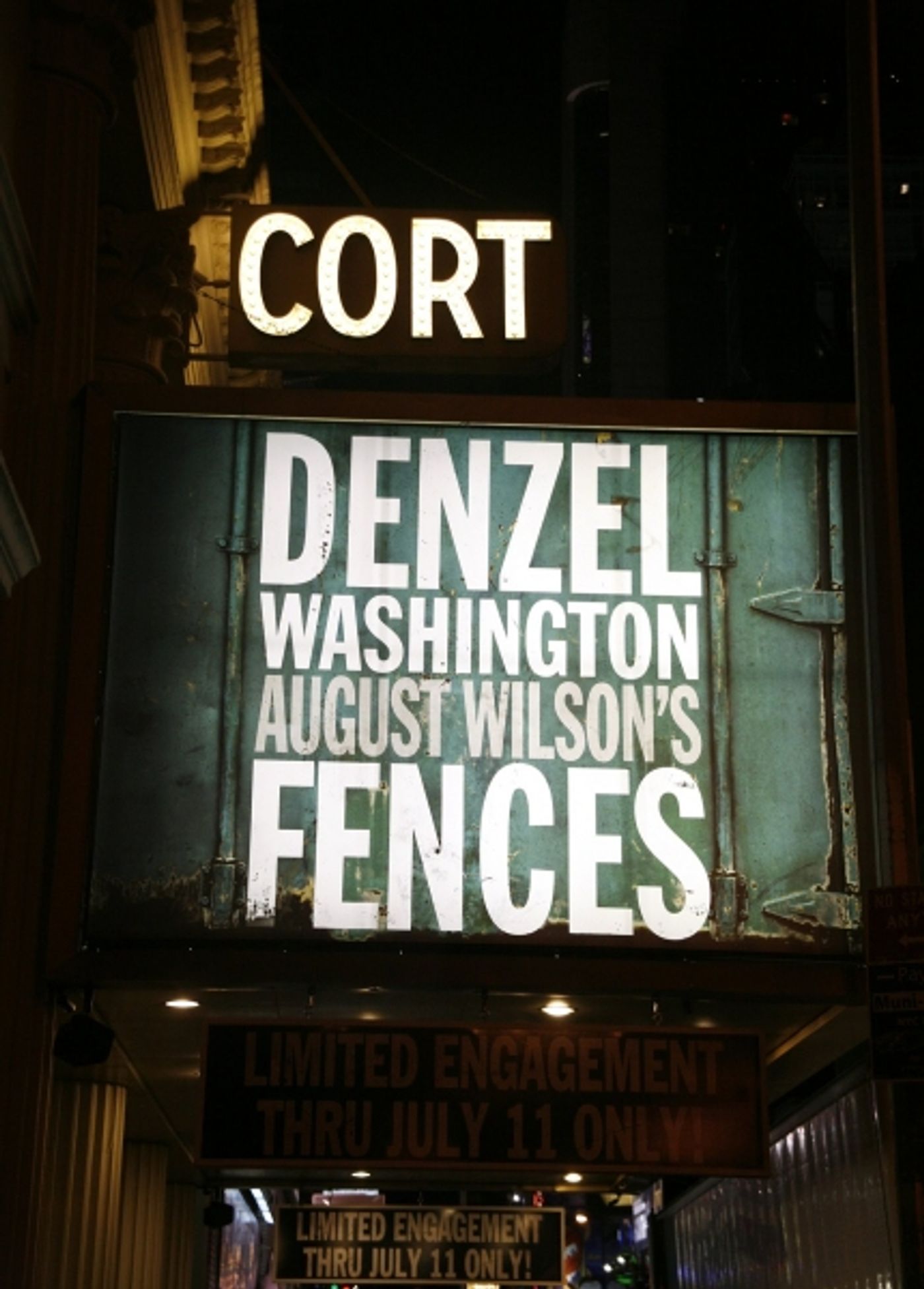 Photo Coverage: FENCES Opening Night Theatre Arrivals  Image