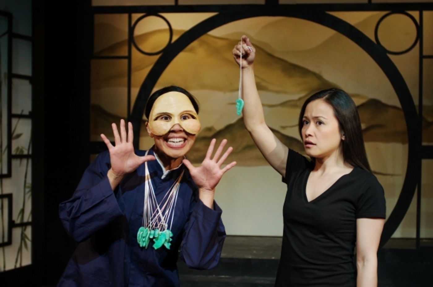 Photo Flash: Chicago Dramatists Present JADE HEART  Image