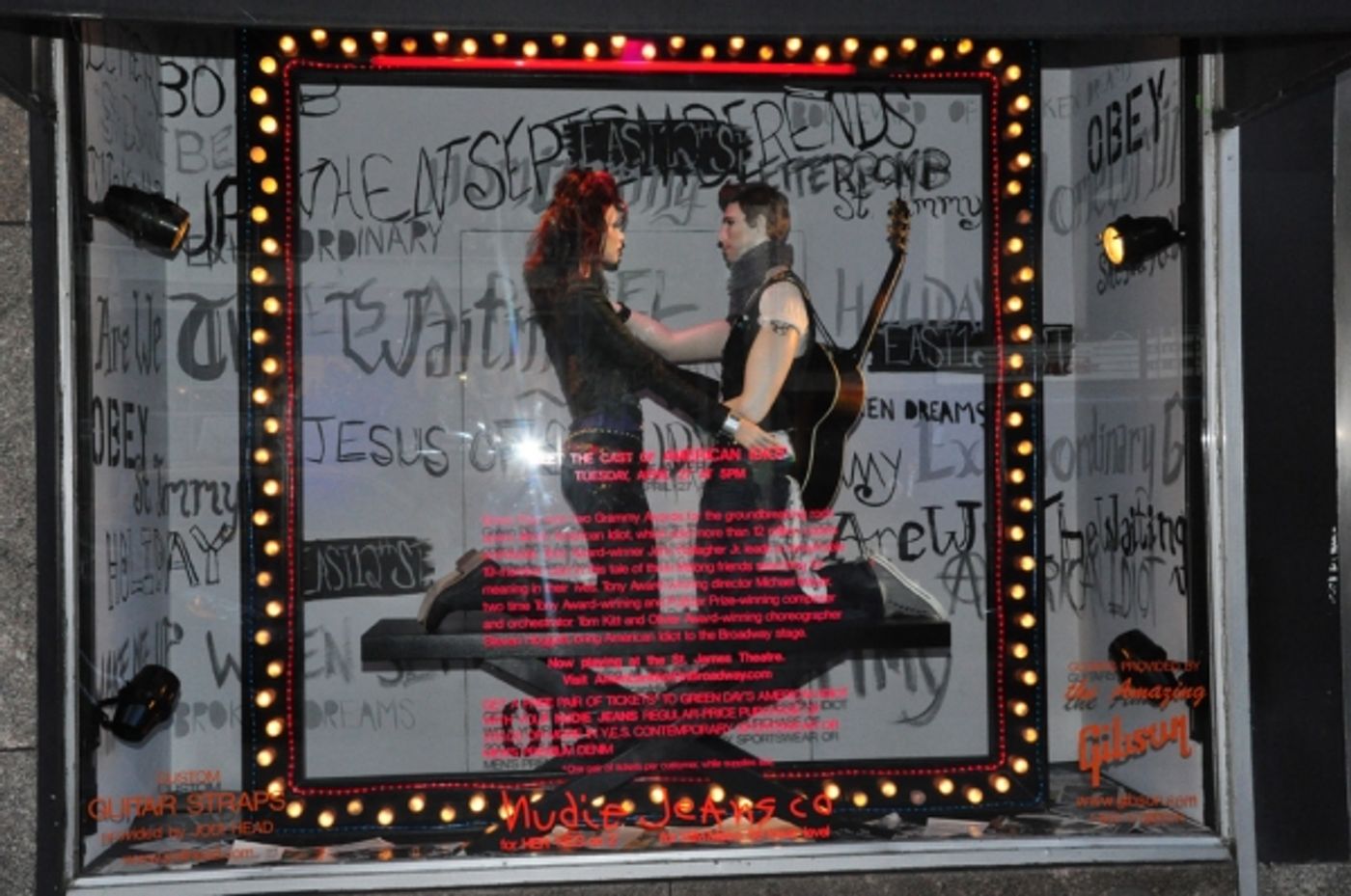Photos: AMERICAN IDIOT Unveils IDIOT-Themed Windows at Bloomies  Image