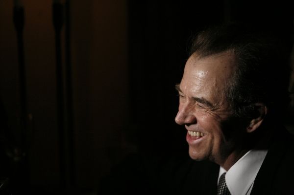 Gregory Itzin
 Photo