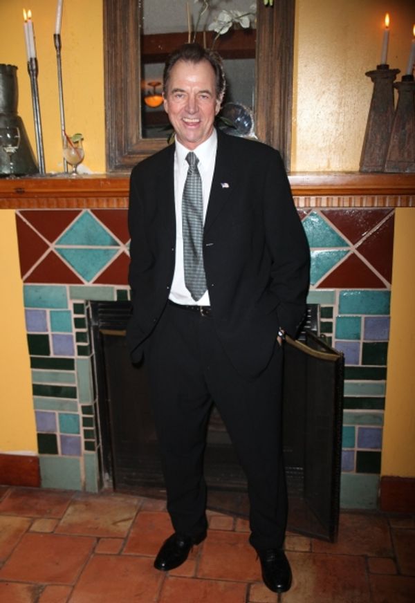 Gregory Itzin Photo