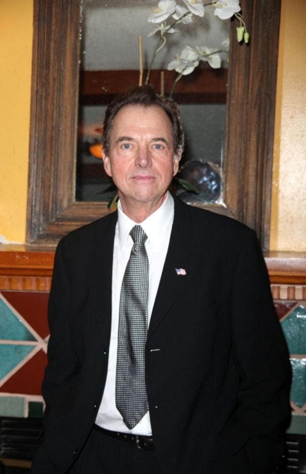 Gregory Itzin Photo