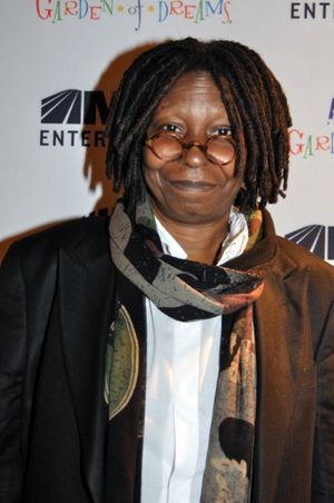  Whoopi Goldberg Photo