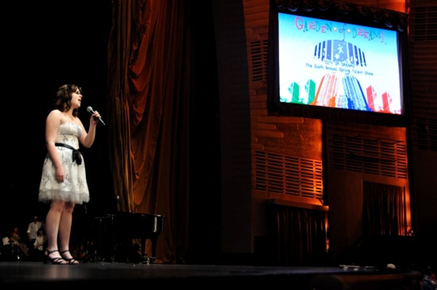 Photo Coverage: Whoopi Goldberg Hosts 'Garden of Dreams' Talent Show  Image
