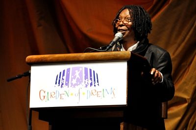  Whoopi Goldberg Photo