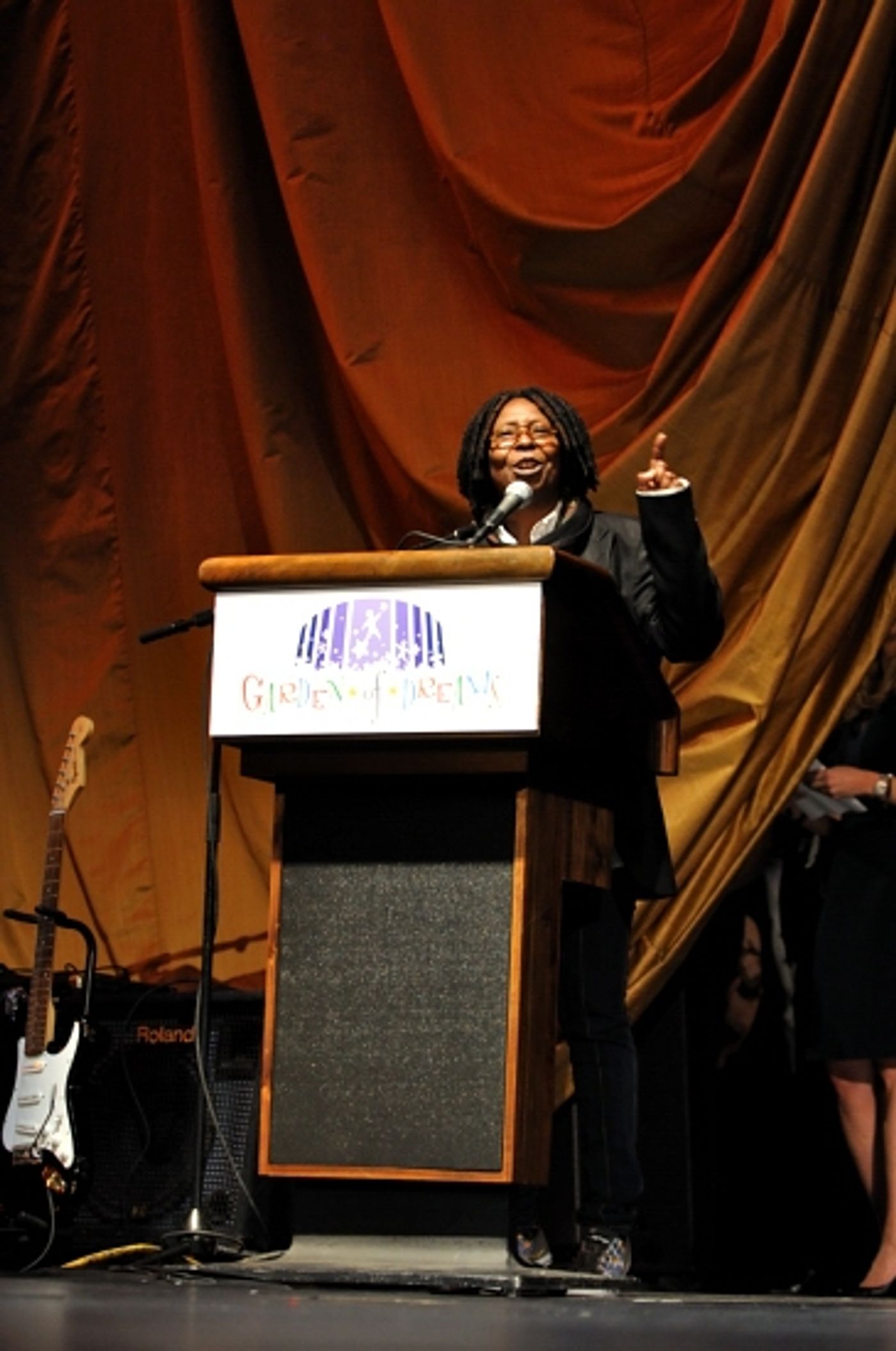 Photo Coverage: Whoopi Goldberg Hosts 'Garden of Dreams' Talent Show  Image