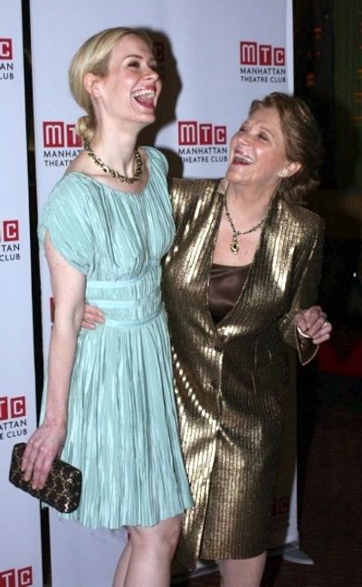 Sarah Paulson and Linda Lavin Photo