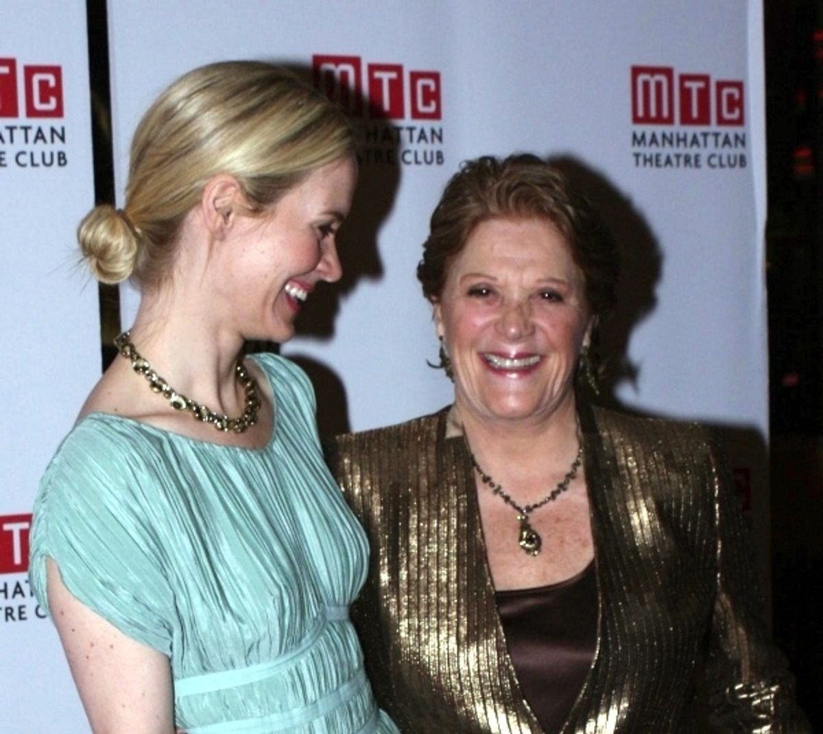 Sarah Paulson and Linda Lavin at 