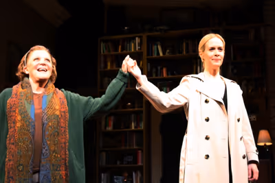 Linda Lavin and Sarah Paulson Photo